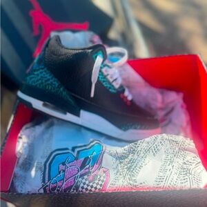 AIR JORDAN 3 RETRO BLACK AND HYPER JADE Sneakers